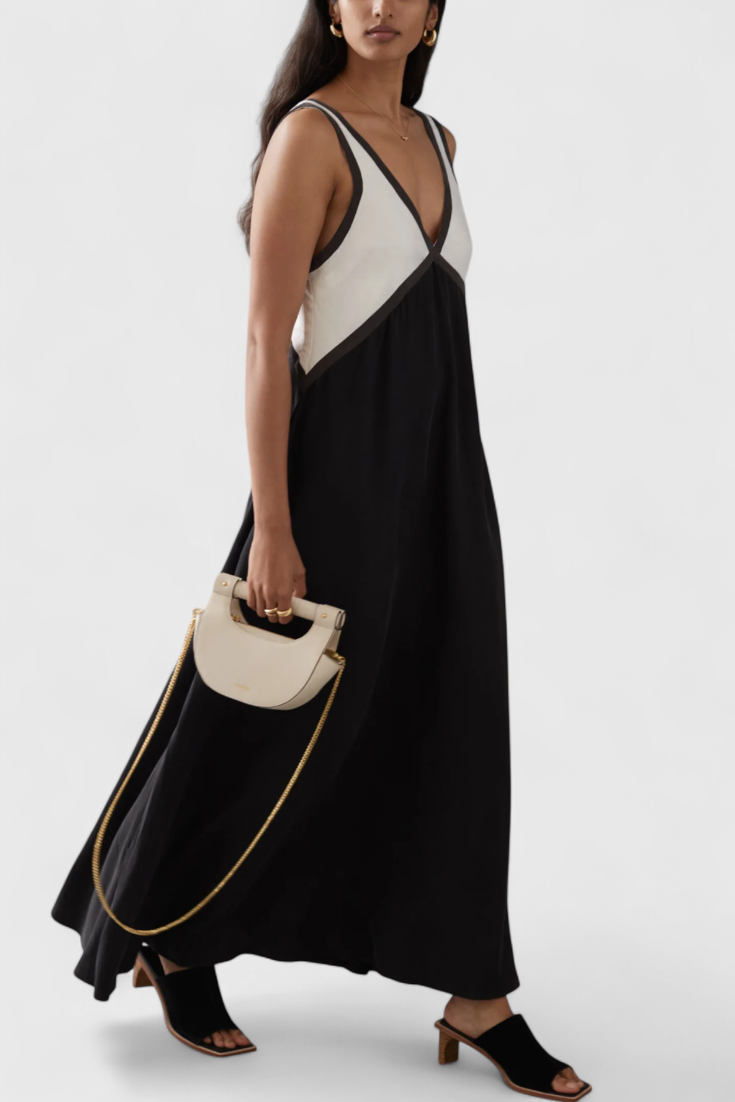 Boho Summer Dress with V-Neckline and Diamante Details