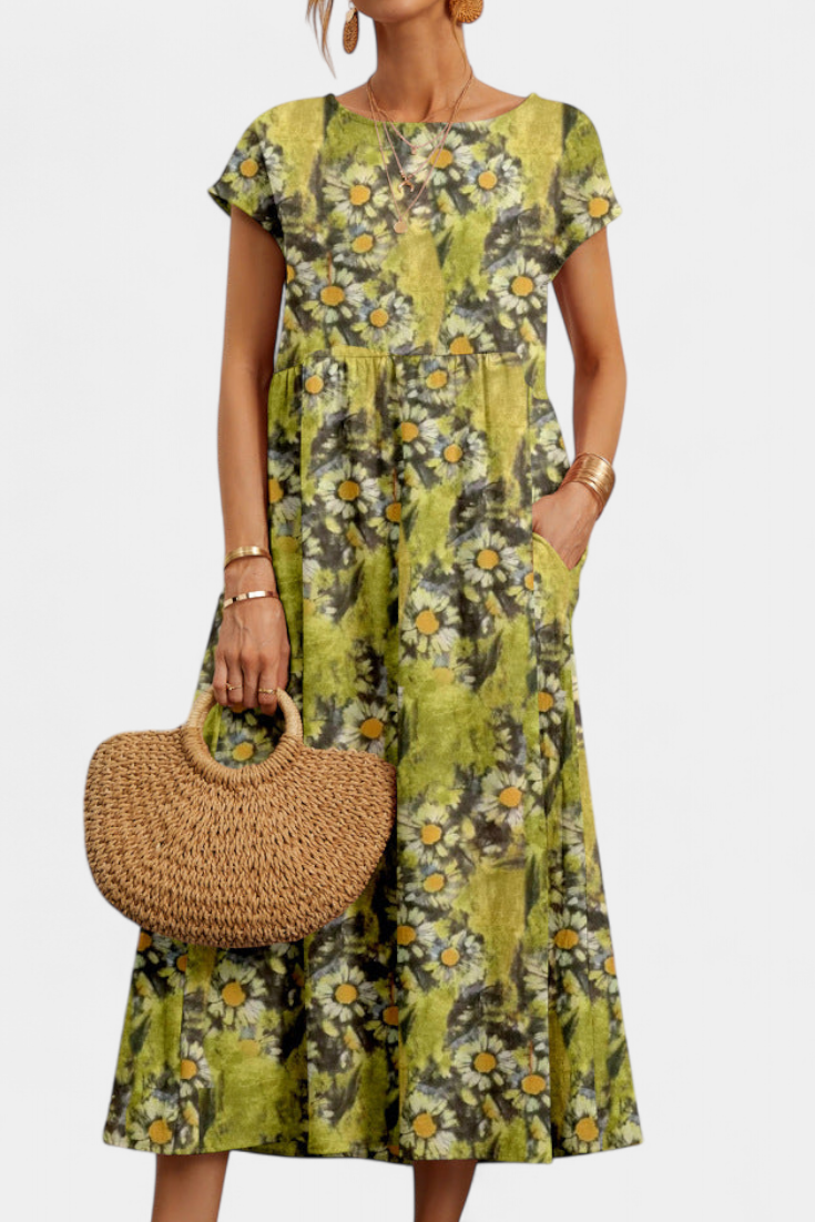 Yuridia Chic Floral Dress with Loose Silhouette