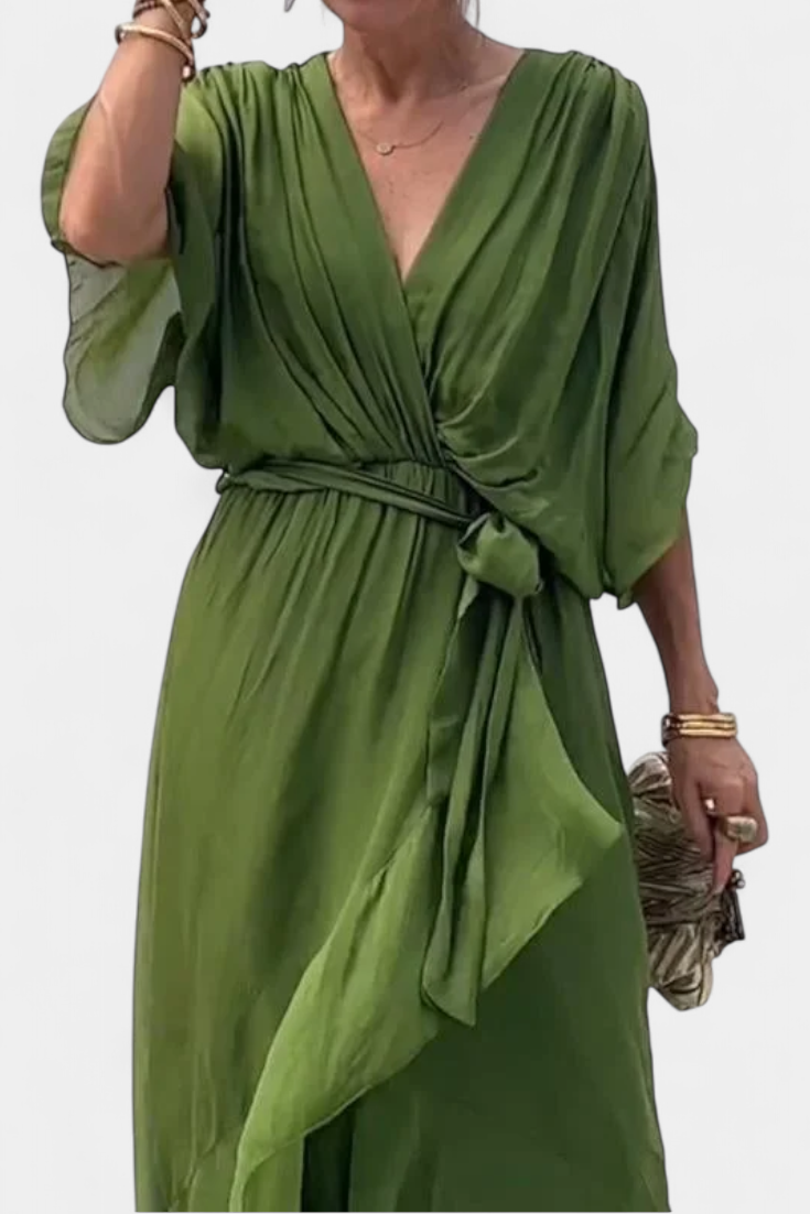 Flowy Luisa Dress with V-Neckline and Attractive Silhouette