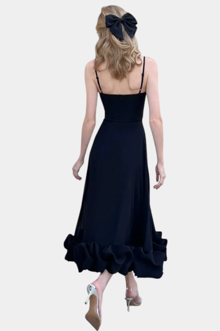 Sela Flowy Maxi Dress