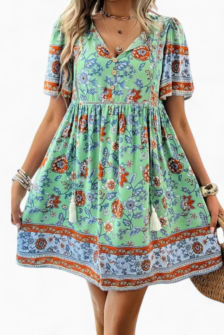 Dora Chic and Multifunctional Dress for Everyday Use