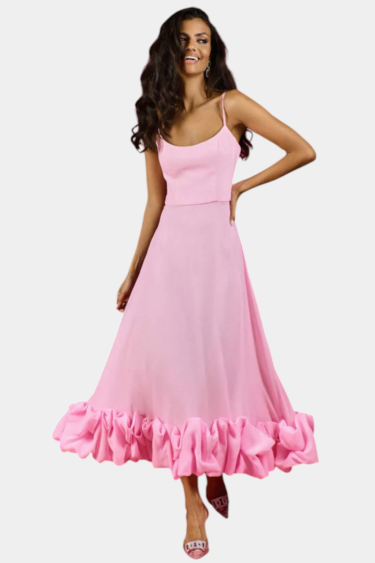 Sela Flowy Maxi Dress