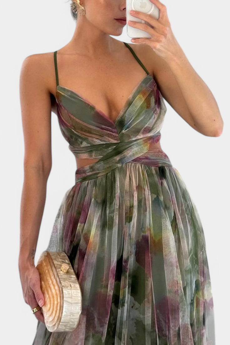 "Ingrid Floral V-Neck Maxi Dress" can be rewritten as "Ingrid Floral V-Neck Maxi Dress".