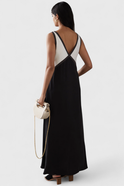 Boho Summer Dress with V-Neckline and Diamante Details