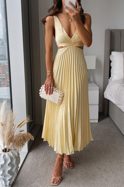 Allanah™ | Pleated Maxi Dress with Slit