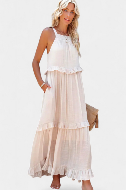 Monica Dress: Classic Comfort and Natural Freshness