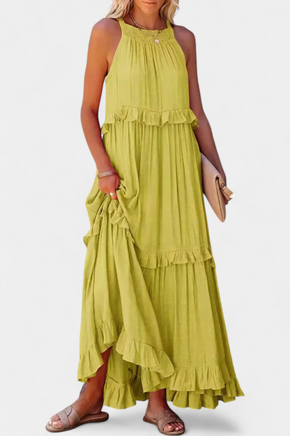 Monica Dress: Classic Comfort and Natural Freshness