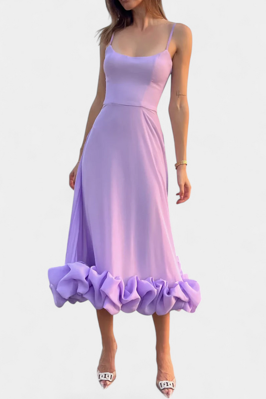 Sela Flowy Maxi Dress