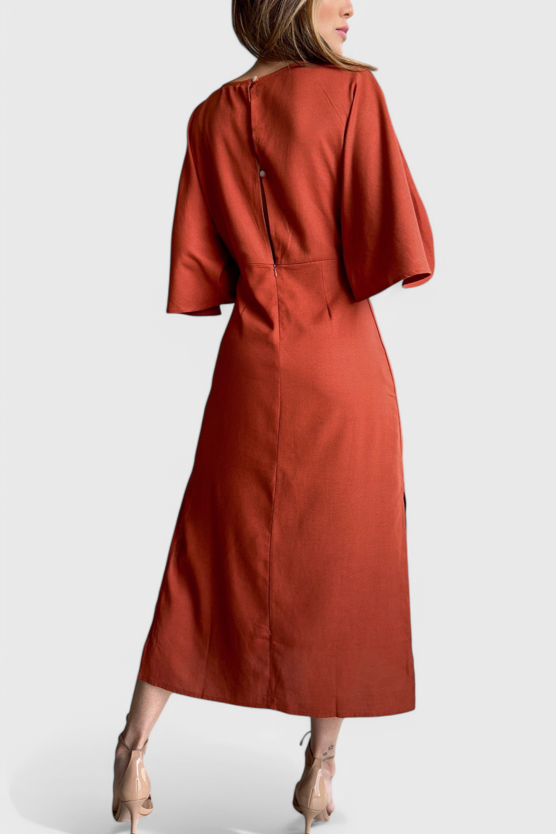Elsa Relaxed Dress with V-Neckline and Adjustable Straps
