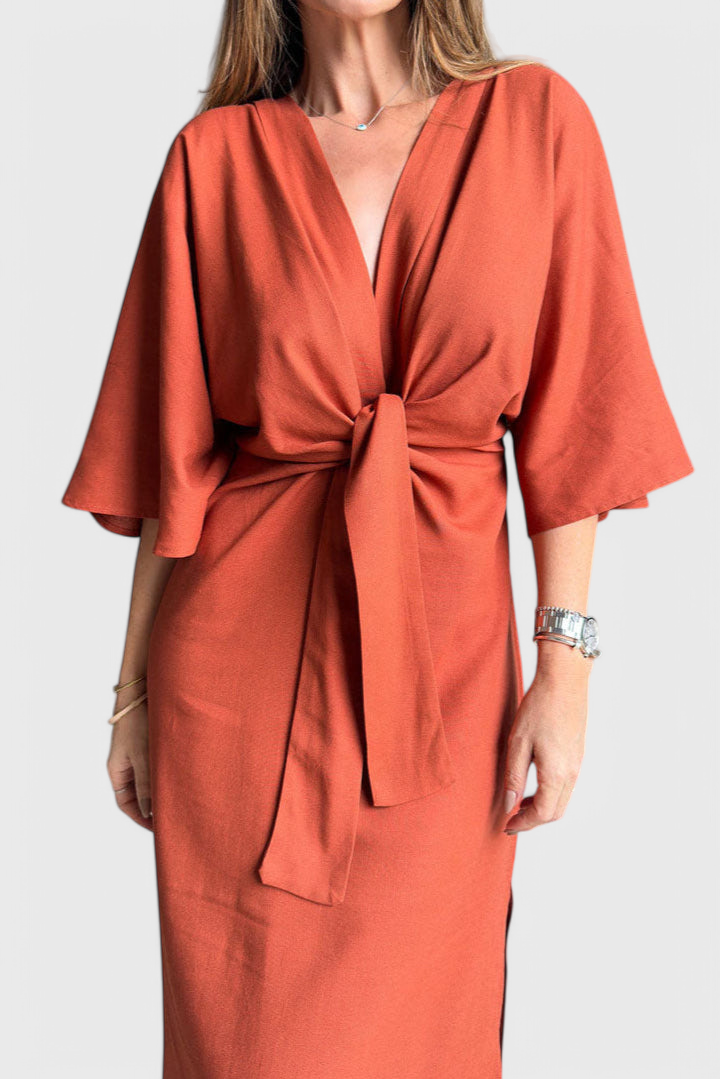 Elsa Relaxed Dress with V-Neckline and Adjustable Straps
