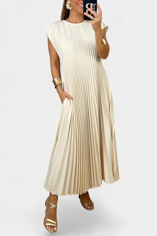 Manuela Sleeveless Dress with Pleats and High Waist