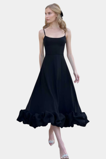 Sela Flowy Maxi Dress