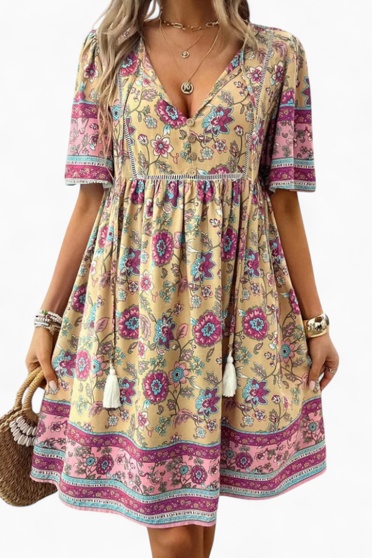Dora Chic and Multifunctional Dress for Everyday Use
