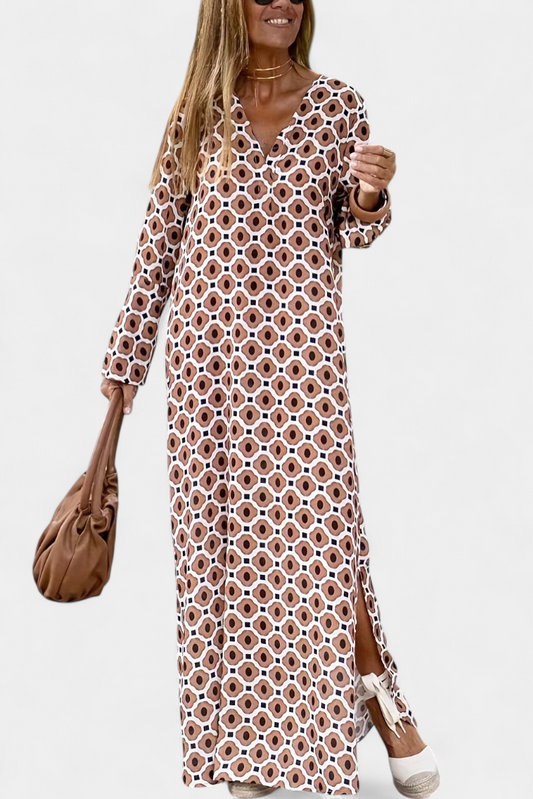 Brisa Geometric Long Dress with Slit and V-Neckline