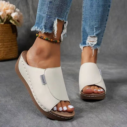 Fashion | Comfortable and Elegant Sandals