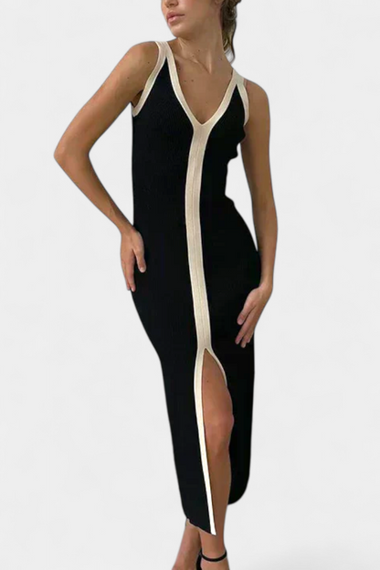 Brielle Sleeveless V-Neck Dress with Contrast Buttons