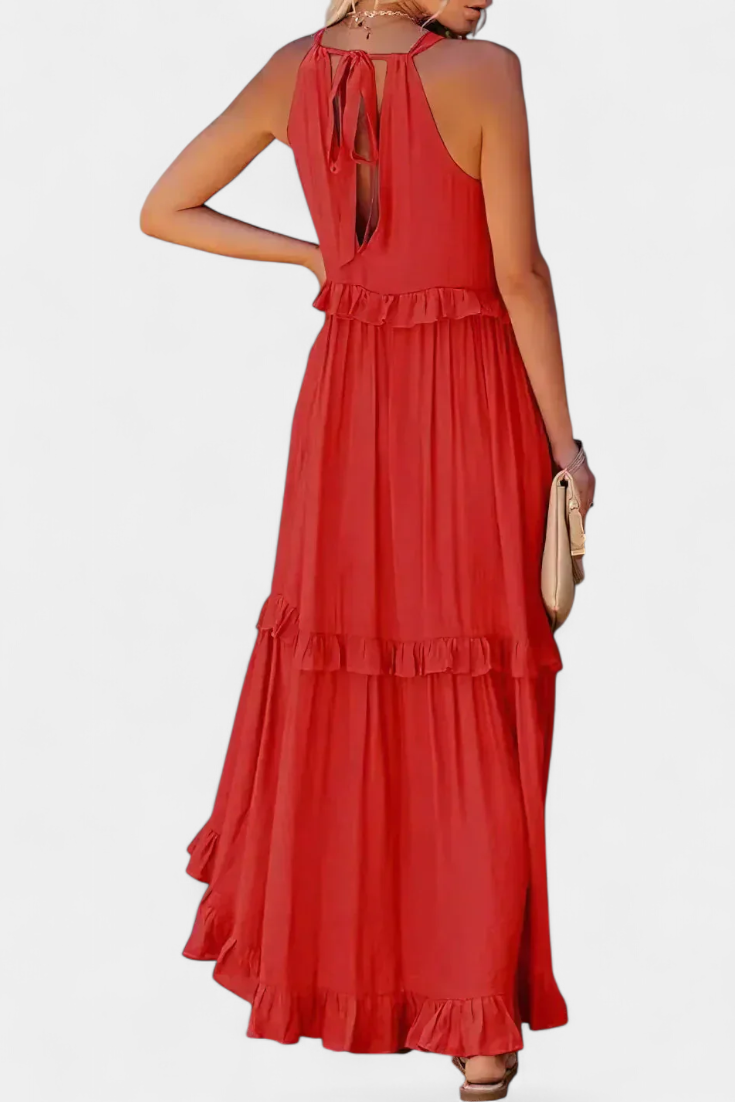 Monica Dress: Classic Comfort and Natural Freshness