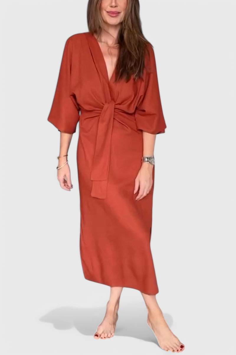 Elsa Relaxed Dress with V-Neckline and Adjustable Straps