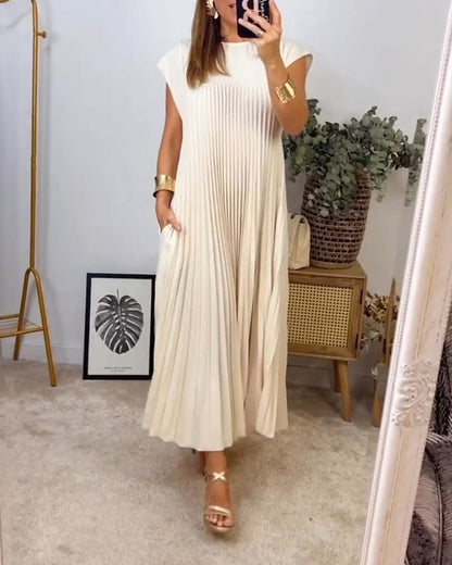 Mathilde™ | Pleated Maxi Dress